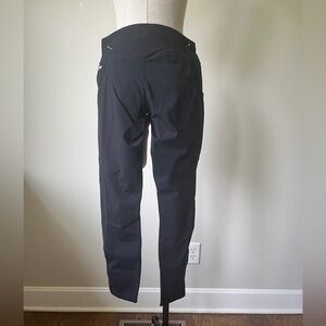 Fabletics 7/8 length leggings